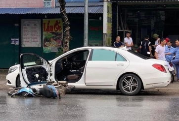 Mở cửa xe ô tô thế nào để đảm bảo an toàn và tránh gây tai nạn giao thông?