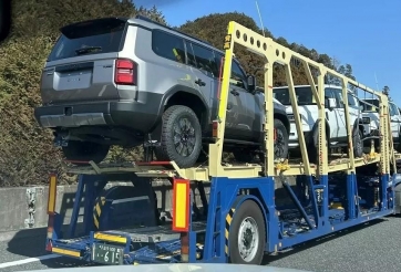 Toyota Land Cruiser Prado 2024 chuẩn bị được xuất khẩu ra quốc tế, chờ ngày về Việt Nam