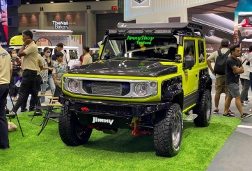 Chiêm ngưỡng hai bản độ Suzuki Jimny có thể khiến các tín đồ off-road, phượt thích mê