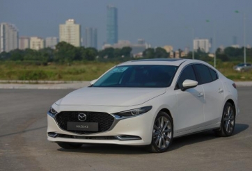 Phân khúc sedan cỡ C phục hồi, Mazda3 giữ vững vị thế dẫn đầu