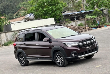 MPV gia đình Suzuki XL7 lăn bánh 3 năm lên sàn xe cũ với giá rẻ không ngờ