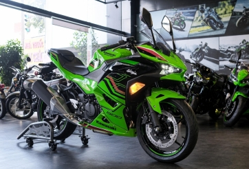Kawasaki Ninja 500 chính thức trình làng Việt Nam, giá bán là 194 triệu đồng