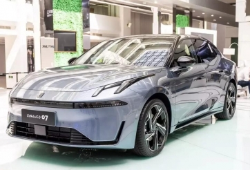 Hãng xe vừa vào Việt Nam ra mắt sedan mới: Chạy 200 km không tốn xăng, cạnh tranh Camry, Accord