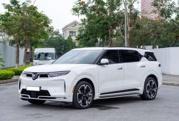 Mới chạy 10.000 km, VinFast VF 9 'lướt' lên sàn xe cũ với giá ngỡ ngàng