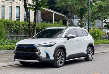 Toyota Corolla Cross Hybrid 2021 lăn bánh 3 năm rao bán giá bao nhiêu trên sàn xe cũ?