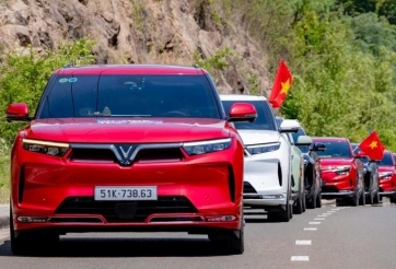 Người dùng VinFast VF 9 có thể bán lại xe cho hãng với giá bằng 78% mức ban đầu