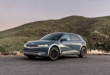 Xe điện VinFast VF 8 có gặp trở ngại khi đối thủ Hyundai Ioniq 5 được lắp ráp tại Mỹ?