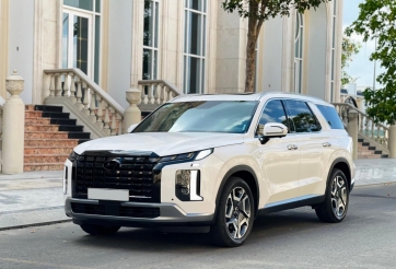 Lăn bánh 10.000 km, Hyundai Palisade 2023 'siêu lướt' lên sàn xe cũ với giá bao nhiêu?