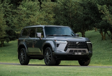 Lexus GX 550 chính thức ra mắt Việt Nam: Ngoại thất nam tính, công nghệ sang xịn, giá từ 6,2 tỷ đồng