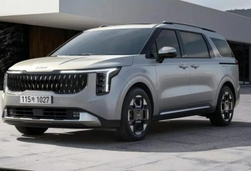 Kia Carnival lần đầu tiên trở thành 'vua doanh số' tại thị trường quê nhà