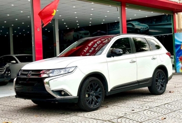 Lăn bánh 4 năm, Mitsubishi Outlander 2020 bán lại với giá ngang một chiếc Hyundai Creta 'đập hộp'