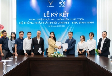 Lộ diện đối tác phát triển hệ thống nhà phân phối của VinFast, mở mới 11 showroom trong năm nay