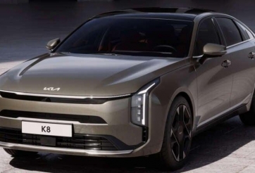Vén màn Kia K8 2025: Ba tùy chọn động cơ, giá khởi điểm quy đổi từ 688 triệu đồng
