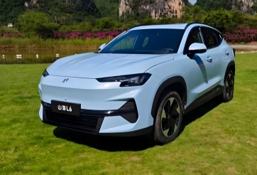 Hãng xe sắp về Việt Nam ra mắt SUV mới: 'Ăn xăng' chỉ 1,25 lít/100 km, giá quy đổi từ hơn 430 triệu đồng