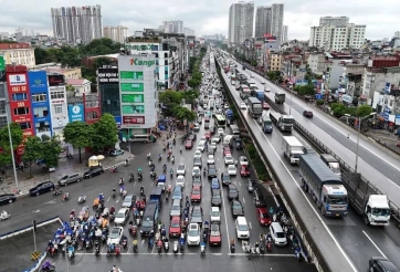 Gặp tắc đường, ô tô điện có nhanh bị hao pin?