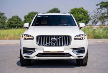 Sau 3 năm lăn bánh, Volvo XC90 hybrid 2021 được chủ nhân bán lại với giá khó tin