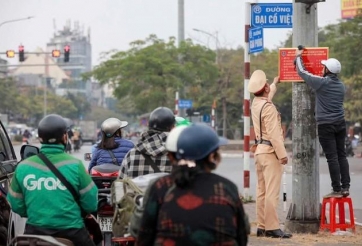 Hà Nội lắp đặt biển thông báo mức phạt vi phạm giao thông tại 58 nút giao