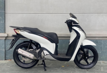 Honda SH đời 2010 nhập Ý: Xe cũ nhưng giá khiến nhiều người 'ngã ngửa'