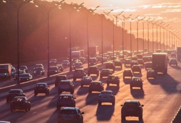 Nắng nóng dễ làm xe 'kiệt sức': 4 điều nên làm ngay sau khi kết thúc chuyến đi dài