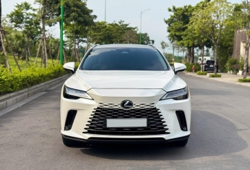 Sau 2 năm sử dụng, xe sang Lexus RX 350 2023 chạy lướt đã vội lên sàn xe cũ