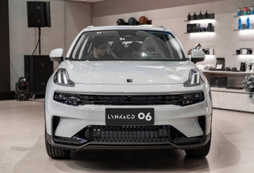 Rộ tin Lynk & Co 06 bản tiêu chuẩn sắp về Việt Nam, có thể giao xe vào tháng 8