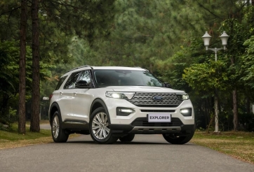Ford Explorer bất ngờ biến mất khỏi danh mục sản phẩm tại Việt Nam: Đã bán hết xe, chưa hẹn ngày trở lại