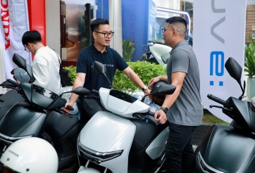 Honda Việt Nam chính thức triển khai dịch vụ cho thuê xe máy điện cao cấp CUV e: tại ba thành phố lớn