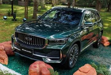 Ra mắt với giá hơn 1 tỷ đồng, Geely Monjaro có tự làm khó mình trong cuộc chơi SUV phổ thông?