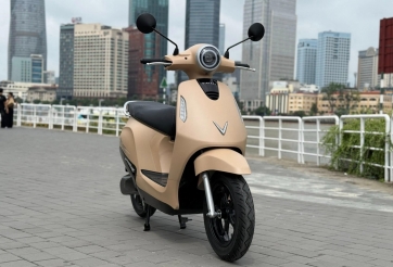 Xe máy điện pin tháo rời: Hướng đi thực dụng giữa nỗi lo thiếu trạm sạc