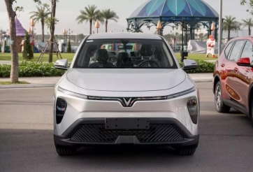 Sau khi nhận xe, người dùng VinFast Limo Green có thể nâng cấp những tính năng nào để tối ưu hiệu quả sử dụng?