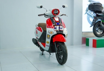 Honda Giorno+ SC35 ThaiGP cập bến Việt Nam - Bản giới hạn với bộ áo độc đáo theo phong cách xe đua