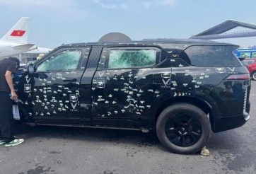 VinFast VF 9 limousine xuất hiện trong thử nghiệm chống đạn, hé lộ nhiều chi tiết đặc biệt