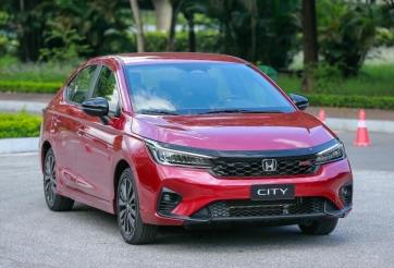 Sedan hạng B lao dốc doanh số trong tháng 8/2025, Honda City vượt Toyota Vios giành ngôi đầu