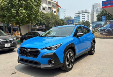 Subaru Crosstrek giảm giá sâu nhất từ trước đến nay, nhưng giá vẫn tiệm cận Santa Fe 'đập hộp'