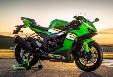 Kawasaki Ninja ZX-6R 2025 chốt giá 299 triệu đồng tại Việt Nam