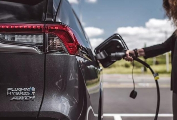 Xe hybrid cắm sạc phát thải cao gấp 5 lần thử nghiệm: Vì sao có khoảng cách lớn đến vậy?