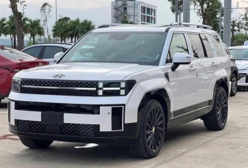 Hyundai Santa Fe Hybrid 2025 lộ diện tại Việt Nam, dự kiến trình làng vào cuối năm?