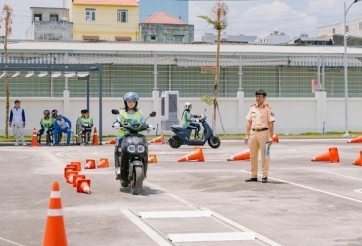 Đề xuất sửa đổi trong sát hạch GPLX: Người thi bằng lái xe máy phải vượt qua hai bài sa hình liên tiếp