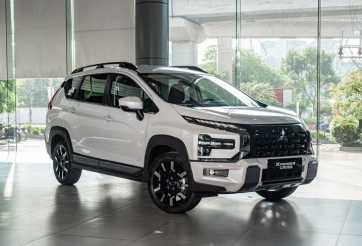 TOP 10 ô tô xăng, dầu ăn khách nhất năm 2025 tại Việt Nam: Xpander giữ ngôi vương, Xforce gây bất ngờ