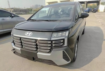 Hyundai Stargazer 2026 lộ diện không che tại Việt Nam: Thiết kế 'SUV hóa', bổ sung gói hỗ trợ lái ADAS