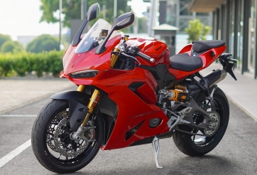 Ducati Panigale V2 S 2026 được giới thiệu tại Việt Nam, giá 759 triệu đồng