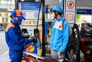 Đề xuất sử dụng quỹ bình ổn giá xăng dầu khi mức tăng trên 20% trong một tháng