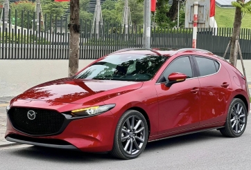 Phân khúc sedan hạng C teo tóp, Mazda3 gần như 'một mình một ngựa'