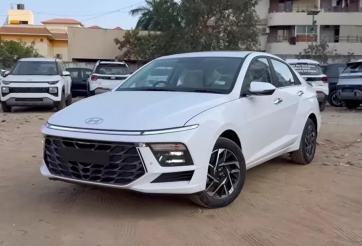 Cận cảnh Hyundai Accent 2026 tại đại lý: Nâng cấp cả về ngoại hình lẫn trang bị