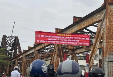 Hà Nội cấm toàn bộ phương tiện qua cầu Long Biên trong 2 tháng để sửa chữa khẩn cấp