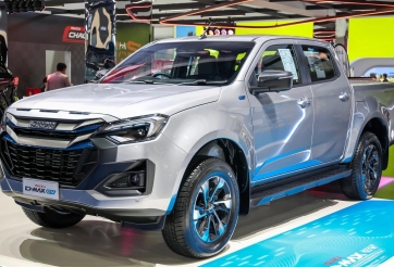 Xem Isuzu D-Max EV ngoài đời thực: Bán tải thuần điện với phạm vi hoạt động 331 km/sạc