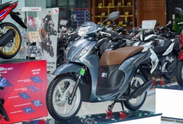 Giá xe máy Honda giảm sâu hiếm thấy, nhiều mẫu bán dưới mức đề xuất