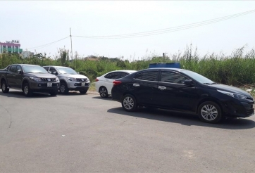 Đỗ xe dưới trời nắng gắt: Nội thất ô tô chịu tổn hại như thế nào?