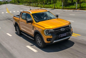 Xe bán tải vẫn hút khách Việt, Ford Ranger trở lại 'ngôi vương' trong tháng 3/2026
