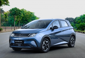 BYD Dolphin 2026 chốt giá từ 569 triệu đồng tại Việt Nam: Tăng kích cỡ và tầm vận hành
